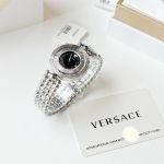 Đồng Hồ Nữ Versace Eon với nét độc đáo mặt đồng hồ có thể xoay được 360 độ, có thể đeo thành 2 kiểu