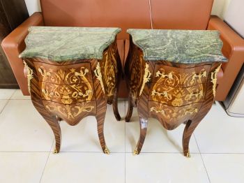 Đôn tân cổ điển từ Châu Âu, chân thân bọc đồng mặt đá