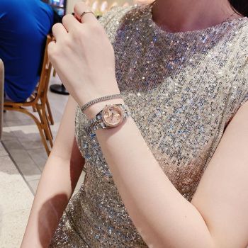 Đồng Hồ AMICA for woman màu rose Thiết kế kinh điển, Mặt nâu nổi bật, Quai kim loại demi mix rose và silver, Kính sapphire