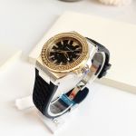 Đồng Hồ Versace Chain Reaction Unisex đẹp cá tính cho cả chàng và nàng
