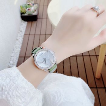 Đồng Hồ Guess W1142L1 xinh xắn, điệu đà, sang chảnh, có sẵn giao ngay