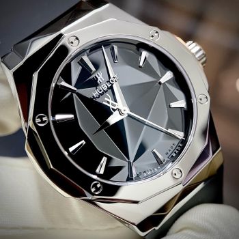 Đồng Hồ Nam Hublot Orlinski Titanium Black - Được làm bằng titanium nguyên khối, Mặt đồng hồ điêu khắc nghệ thuật