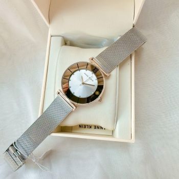 Đồng Hồ Anne Klein Dây Mesh Silver: Sự Tinh Tế và Sang Trọng Cho Phụ Nữ Hiện Đại