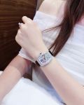 Đánh Giá Đồng Hồ Rivero Cầu Vồng – Thiết Kế Rainbow Dial Đính Đá Full Case, Sang Kiểu Franck Muller Nhưng Dễ Đeo Hơn Với Cổ Tay Người Việt