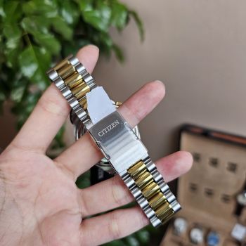 Đánh Giá Đồng Hồ Nam Citizen Automatic Tsuyosa Shore Mechanical Red NJ0234-58X – Sắc Đỏ Quyền Lực Trong Bộ Sưu Tập Tsuyosa Danh Tiếng