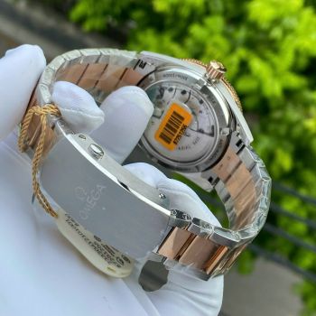 Đánh Giá Đồng Hồ Omega Seamaster 300 233.20.41.21.01.001 – Tuyệt Tác Sedna Gold 18K Với Bộ Máy Master Co-Axial Caliber 8400