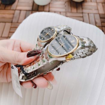 Đồng Hồ Đôi Bulova 98D160 & 98P196 – Cặp Đôi Demi Gold Mặt Đen Sang Trọng, Hiếm Gặp
