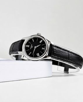 Đồng Hồ Nữ Tissot Tradition 5.5 Lady T063.009.16.058.00 – Mặt Đen Cổ Điển, Size 25mm, Dây Da, Swiss Quartz