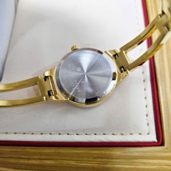 Đồng Hồ Nữ Citizen EZ7012-85D – Mặt Xà Cừ Óng Ánh, Thiết Kế Như Lắc Tay Thanh Lịch