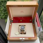 Đồng Hồ Omega Speedmaster ’57 Co-Axial Chronograph 18K Gold 331.20.42.51.01.002 – Biểu Tượng Speedmaster Đỉnh Cao Mang DNA Huyền Thoại