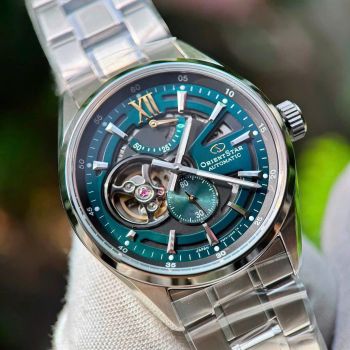 Đồng Hồ Orient Star Joker Skeleton RK-AV0134E 2026 – Dial Xanh Ngọc Lục Bảo, Máy F6F44, Sapphire, Power Reserve 50 Giờ