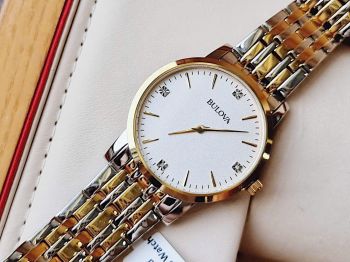 Đồng hồ Bulova 98D114 thanh lịch – Tông demi Gold sang trọng, mặt trắng đính 4 viên kim cương