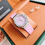 Đồng Hồ Franklin Fl24610 Ra Mắt Bộ Sưu Tập Mới – Thiết Kế Sang Trọng Lấy Cảm Hứng Hublot, Mặt Khảm Trai Đẳng Cấp