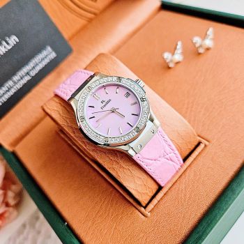 Đồng Hồ Franklin Fl24610 Ra Mắt Bộ Sưu Tập Mới – Thiết Kế Sang Trọng Lấy Cảm Hứng Hublot, Mặt Khảm Trai Đẳng Cấp