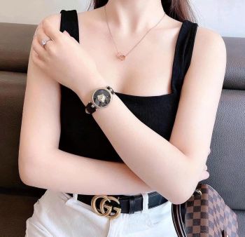Đồng Hồ VERSACE Nữ – Vẻ Đẹp Hoàng Gia Và Biểu Tượng Đẳng Cấp Của Nhà Mốt Ý