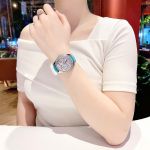 Đồng hồ nữ Guess Trendy Silver Watch 2025 – Thiết kế tinh tế, trái tim hoa đầy nữ tính