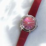 Đồng hồ Citizen Arcly Eco-Drive – Tuyệt phẩm đồng hồ Nhật Bản mặt khảm xà cừ đỏ đẳng cấp, tặng kèm dây da chính hãng