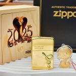 Zippo Rắn Mạ Vàng 23K – Tuyệt Phẩm Đón Năm Tỵ 2025 | Bản Giới Hạn Limited