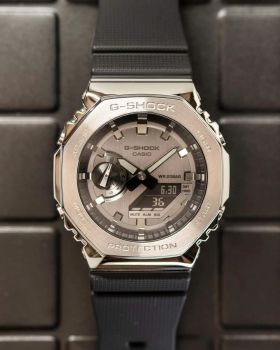 Đồng hồ G-Shock GM-2100-1A – Định Nghĩa Mới Cho Đồng Hồ Kim Loại Thời Thượng 2025
