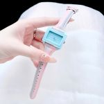 Đồng Hồ Guess 2025 – Thiết Kế Mặt Vuông Cá Tính, Dây Silicon Thời Trang
