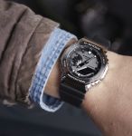 Đồng hồ G-Shock GM-2100-1A – Định Nghĩa Mới Cho Đồng Hồ Kim Loại Thời Thượng 2025