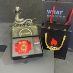 Bật Lửa Zippo Phiên Bản 2025 Ất Tỵ – Linh Vật Mãng Xà Uy Quyền, Biểu Tượng Cho Sự May Mắn Và Thịnh Vượng