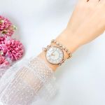 Đồng Hồ Anne Klein Dây Da Mặt Nude – Thiết Kế Đơn Giản Thanh Lịch, “Hot” Mãi Không Hạ Nhiệt