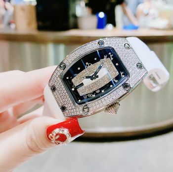 Đồng hồ HUBOLER by Hanboro – Thiết Kế Hiện Đại, Cá Tính và Đầy Sức Hút