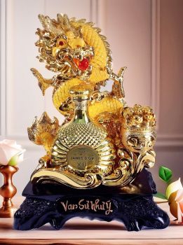 KỆ RƯỢU PHONG THỦY MÃNH LONG VỜN TỬU  + Rượu JANUS D’OR BRANDY XO ART