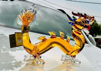 RƯỢU  LINH VẬT RỒNG VÀNG ARMENIA NGA QUÀ BIẾU CHO NĂM GIÁP THÌN 2024