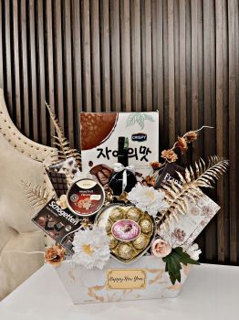 Hòa Quyện Hương Vị Tết Ngập Tràn Niềm Vui Và Yêu Thương - Bộ Quà Đẳng Cấp và Độc Đáo - SET2505