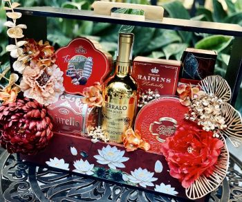 Hòa Quyện Hương Vị Tết Ngọt Ngào Và Ấm Áp - Bộ Quà Độc Đáo Từ Khắp Nơi - SET2506