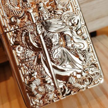 BẬT LỬA ZIPPO QUAN CÔNG ỐP NỔI – THẦN TƯỢNG TRUNG NGHĨA & SỨC MẠNH DOANH NHÂN