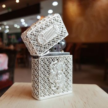 BẬT LỬA ZIPPO KỲ LÂN PHIÊN BẢN GIỚI HẠN 2025 – BIỂU TƯỢNG QUYỀN QUÝ CỦA PHƯƠNG ĐÔNG