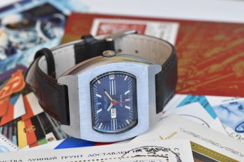 Đồng hồ Poljot 2627 30 jewels,   Poljot 2628 17 jewels lịch ngày và thứ