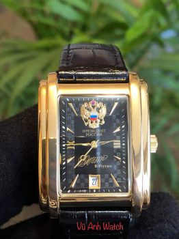 Đồng hồ Nga chữ ký tổng thống dáng vuông mặt đen 25223