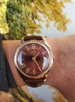 Đồng hồ cổ Poljot 23 chân kính automatic mặt huyết vàng đúc nguyên khối