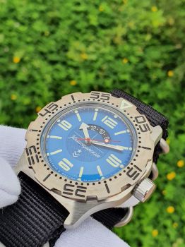 Đồng hồ Nga Vostok Komandirskie 350669 lịch đen