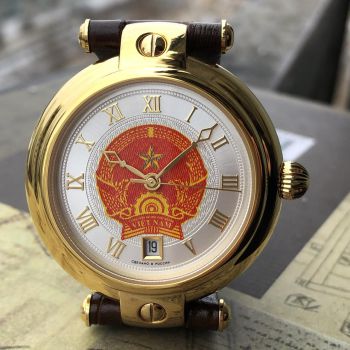 Đồng hồ Nga 252VN092 Quốc huy Việt Nam