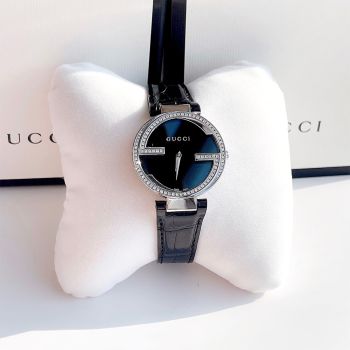 Đồng Hồ Nữ Gucci Interlocking YA133306 Màu Đen Bạc