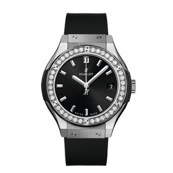 Đồng Hồ Nữ Hublot Classic Fusion Black Titanium Diamonds 33mm 581.NX.1470.RX.1104 Màu Đen