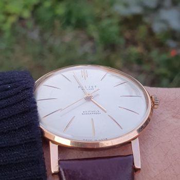 Đồng hồ đeo tay Liên Xô cổ - Poljot 23 jewels