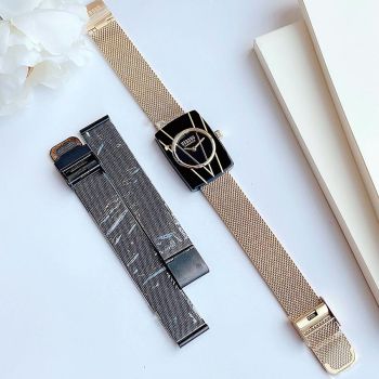 Set Đồng Hồ Nữ Versus Noho Kèm Dây Mesh VSP1K0321 Màu Vàng Đen