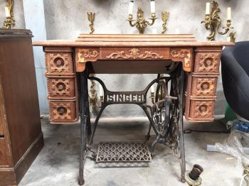 Máy may cổ được nhập nguyên chiếc từ Châu Âu