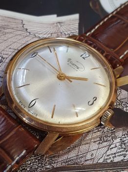 Đồng hồ cổ Vostok Export - Đồng hồ Vostok xuất khẩu siêu hiếm