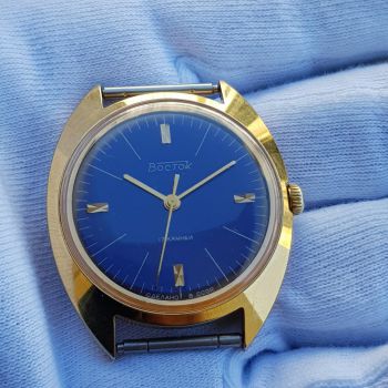 Đồng hồ đeo tay Liên Xô cổ - Niềm tự hào đồng hồ Liên Xô