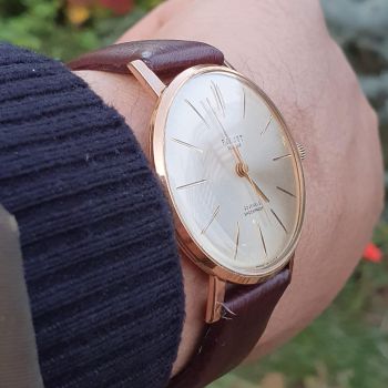 Đồng hồ Poljot 23 jewels giá bao nhiêu? - Đây là câu hỏi được rất nhiều nhà sưu tầm đặt ra