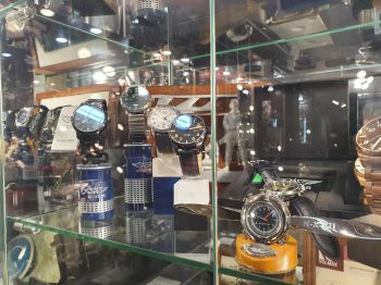 Mua đồng hồ ở Quảng Bình - Cửa hàng đồng hồ Vũ Anh Watch