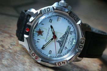 Đồng hồ Vostok hải quân Nga