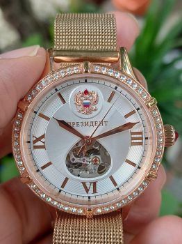 Đồng hồ Tổng thổng Nga nữ trắng hở tim cài đá 25227 4619161 DKL